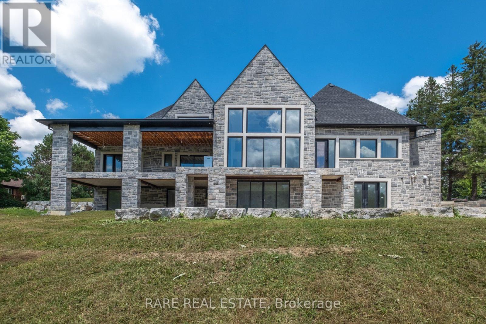 23 VALLEYVIEW COURT - 2