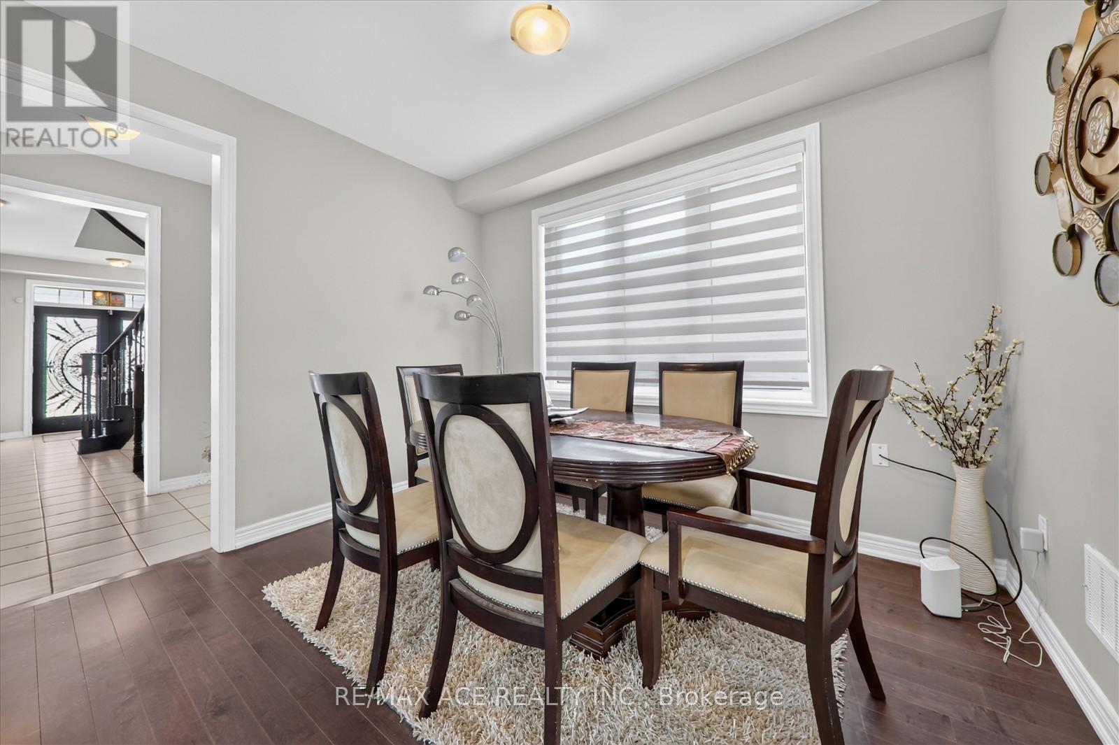 10 ANDREETA DRIVE - 13