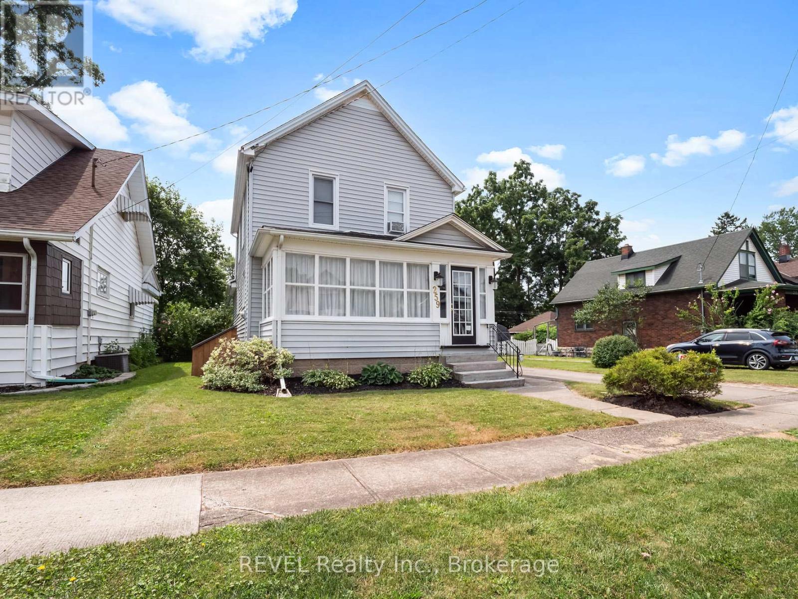 259 DUFFERIN STREET - 2