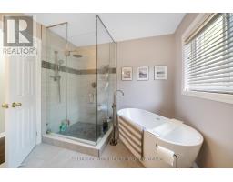 11 Watson Drive, Barrie, ON L4M6W3 Photo 18