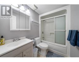 11 Watson Drive, Barrie, ON L4M6W3 Photo 37