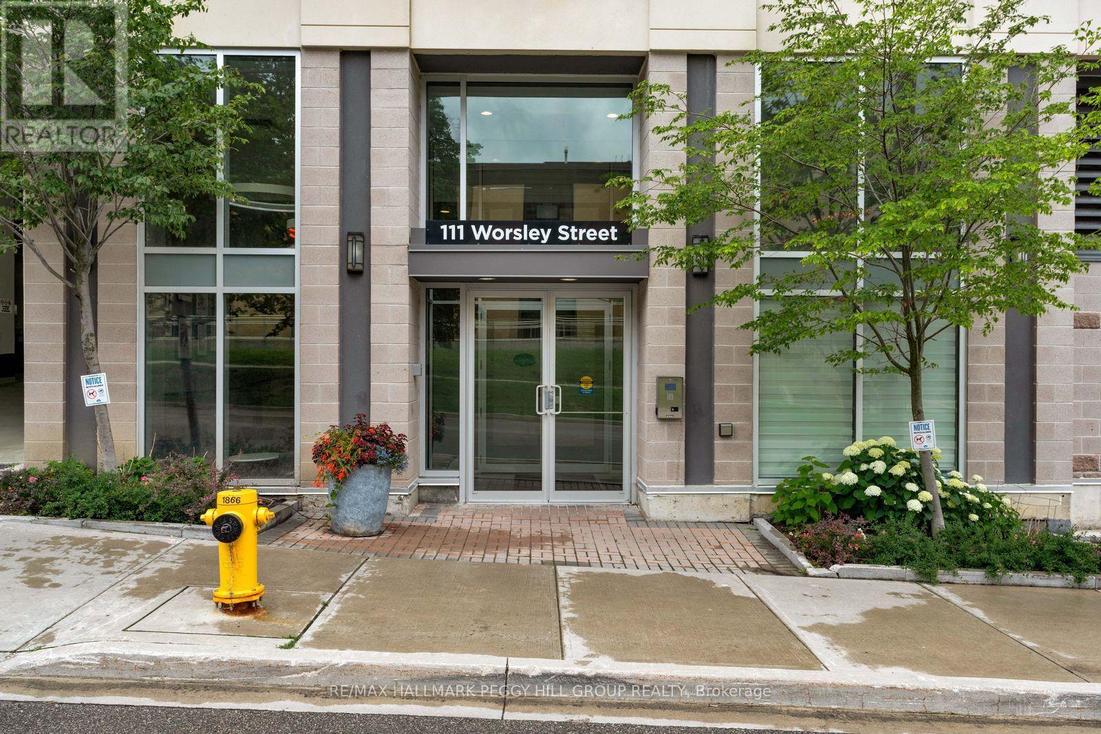 #705 111 WORSLEY STREET - 18