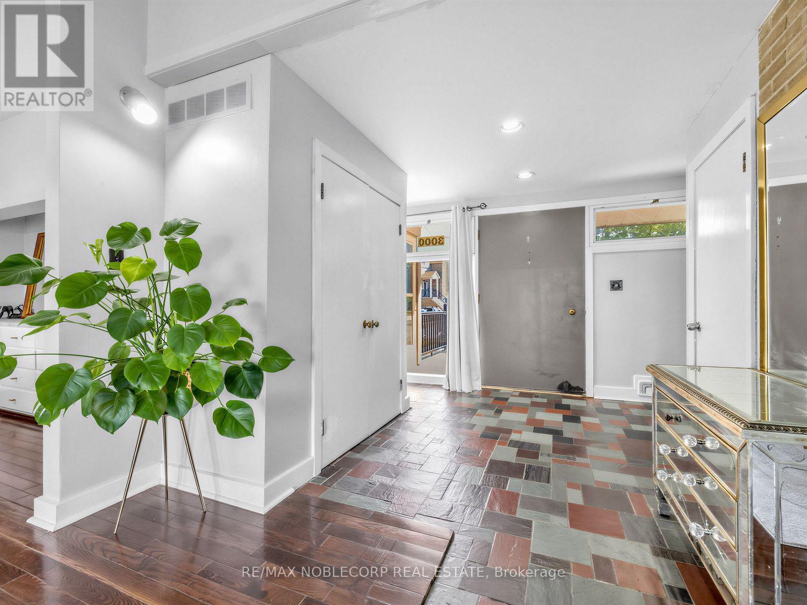 12 GEORGE MCKENZIE COURT - 27