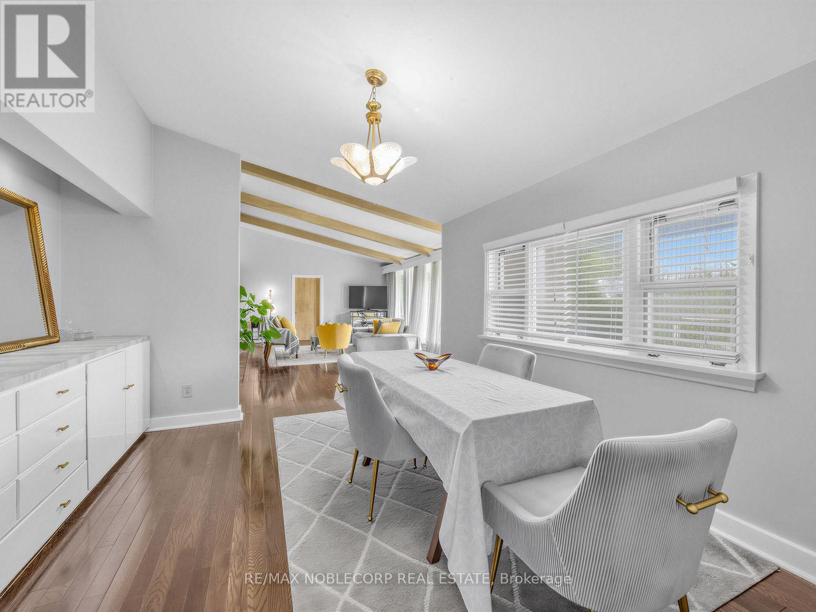 12 GEORGE MCKENZIE COURT - 30