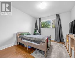 12 George Mckenzie Court, Toronto, ON M9M0E1 Photo 15