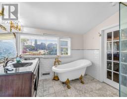 12 George Mckenzie Court, Toronto, ON M9M0E1 Photo 38