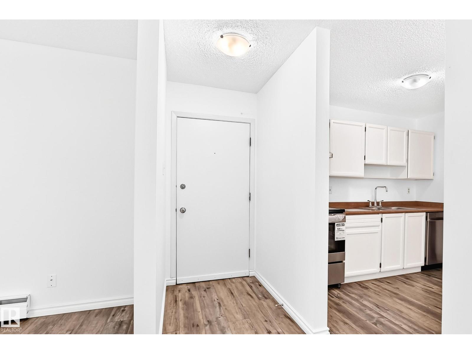 #104 2303 119 ST NW - 26