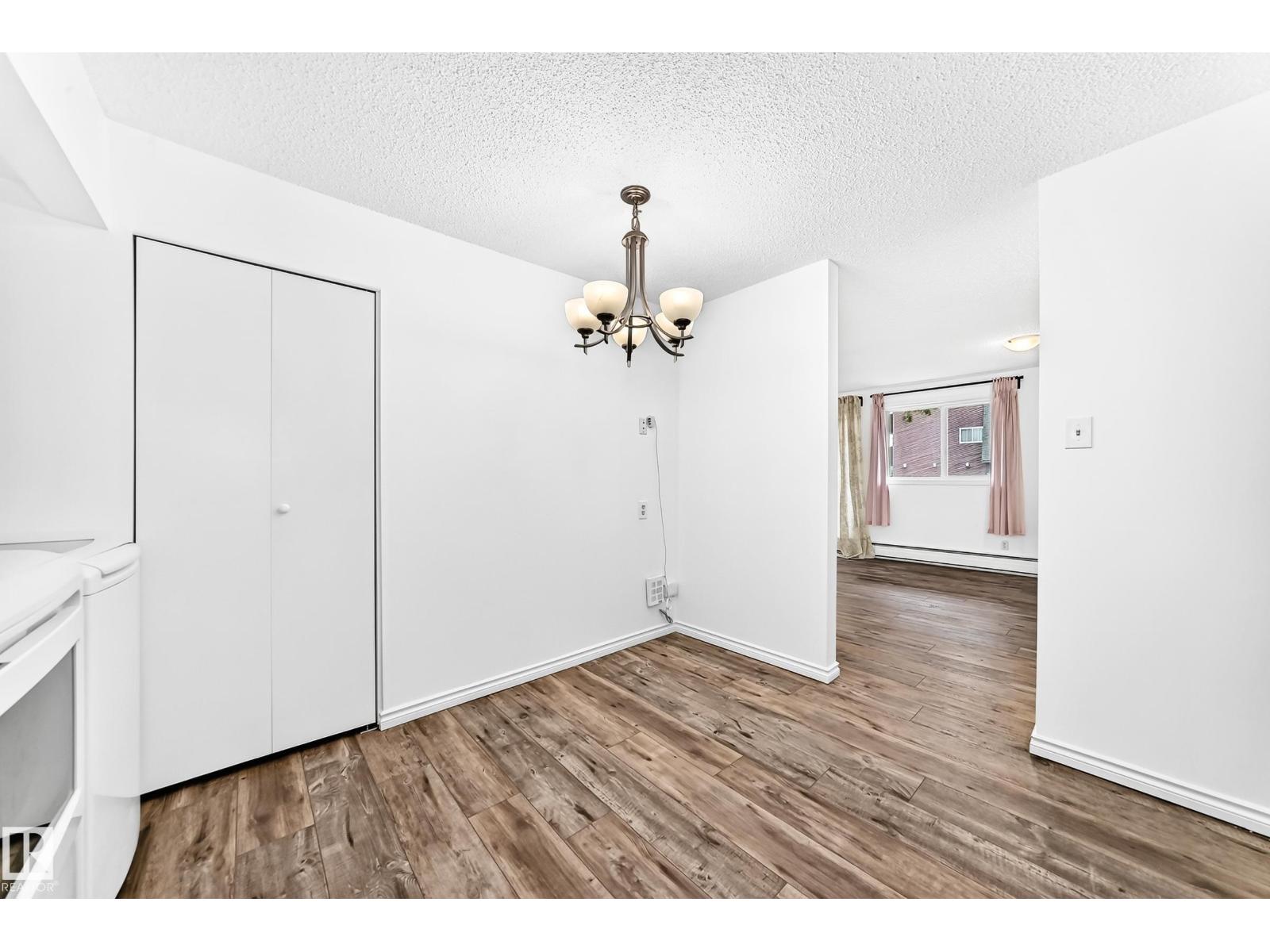 #104 2303 119 ST NW - 10