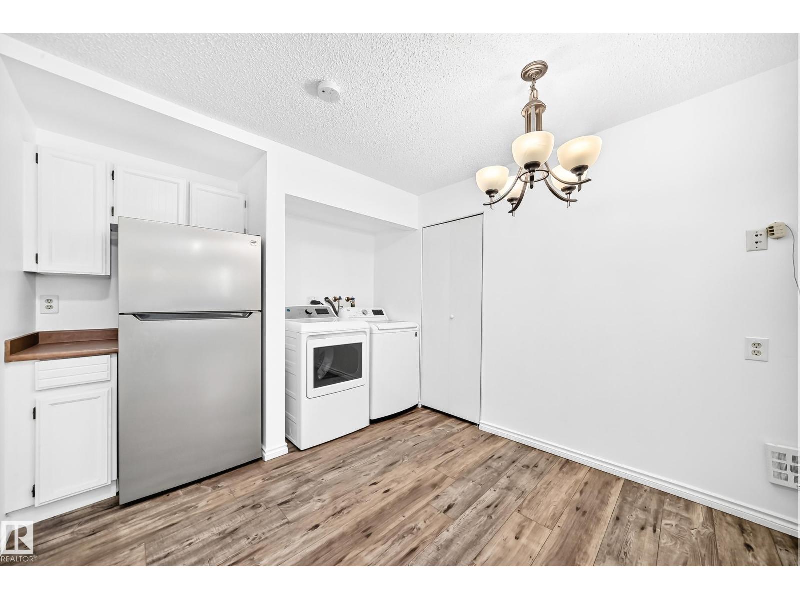#104 2303 119 ST NW - 8