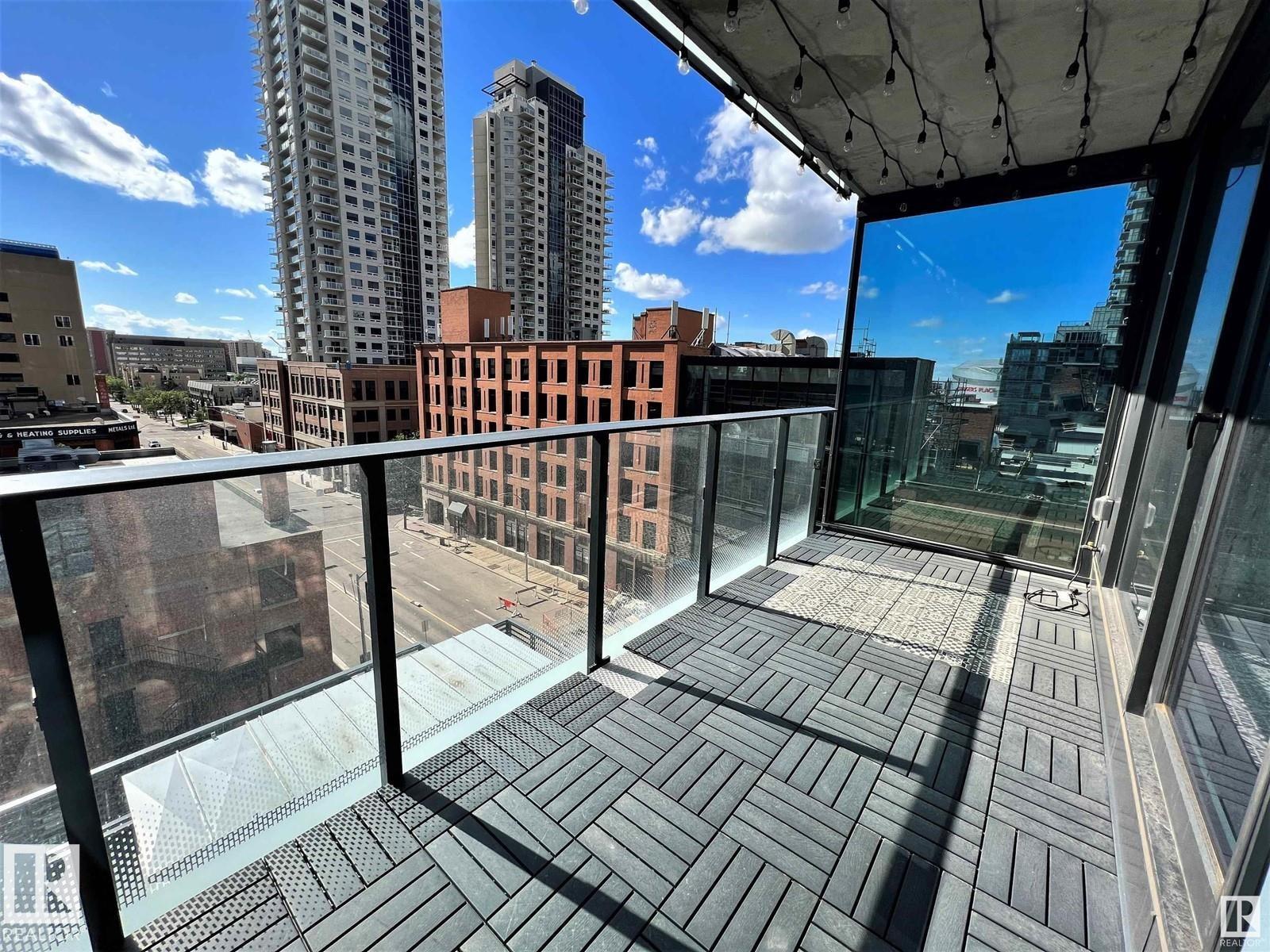 #702 10180 103 ST NW - 39