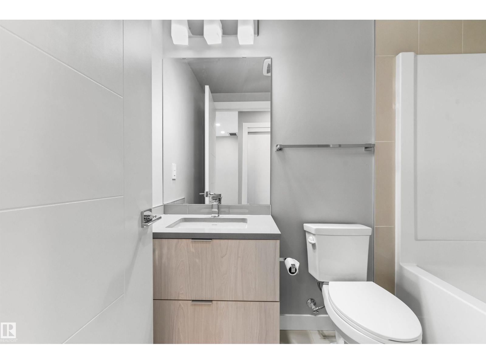 #702 10180 103 ST NW - 36