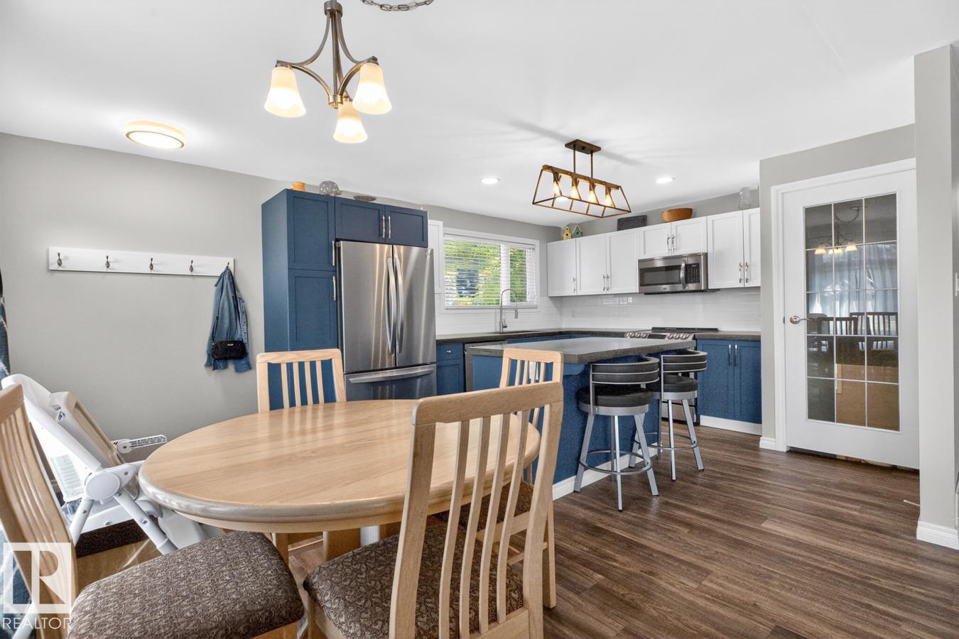 152 WARWICK RD NW - 9