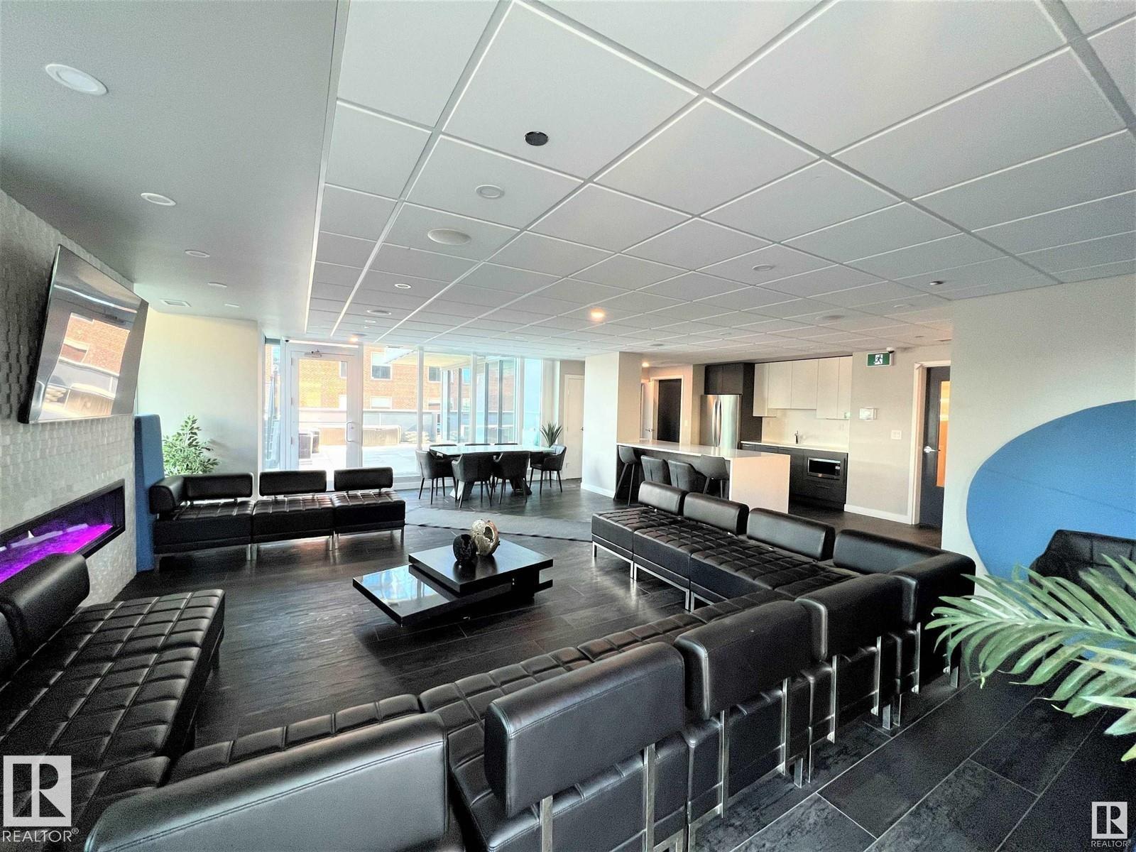 #702 10180 103 ST NW - 49