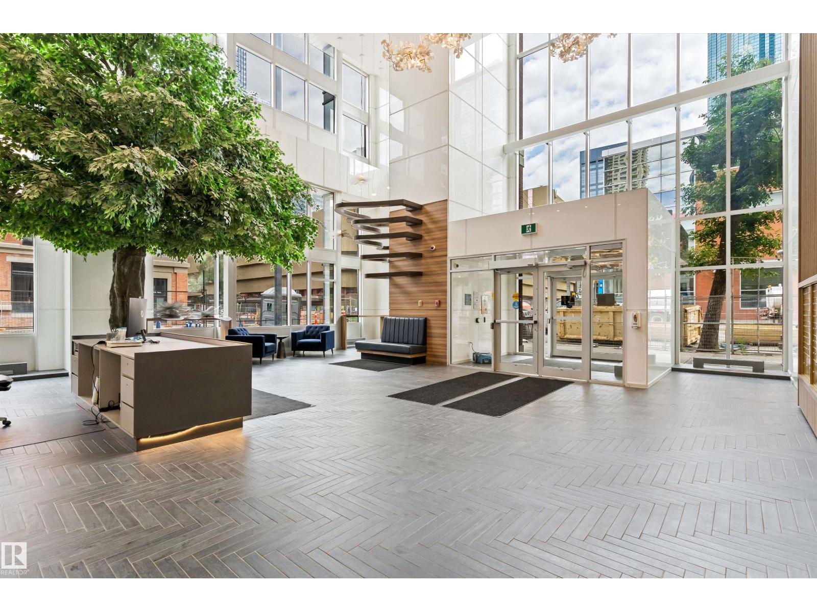 #702 10180 103 ST NW - 56
