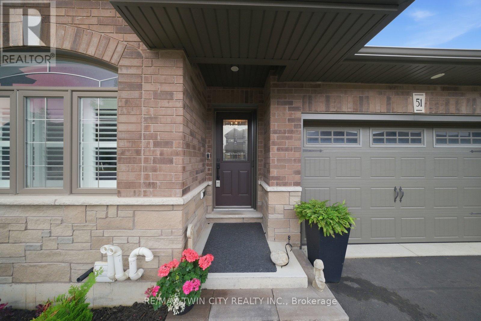 #51 29 SCHUYLER STREET - 12