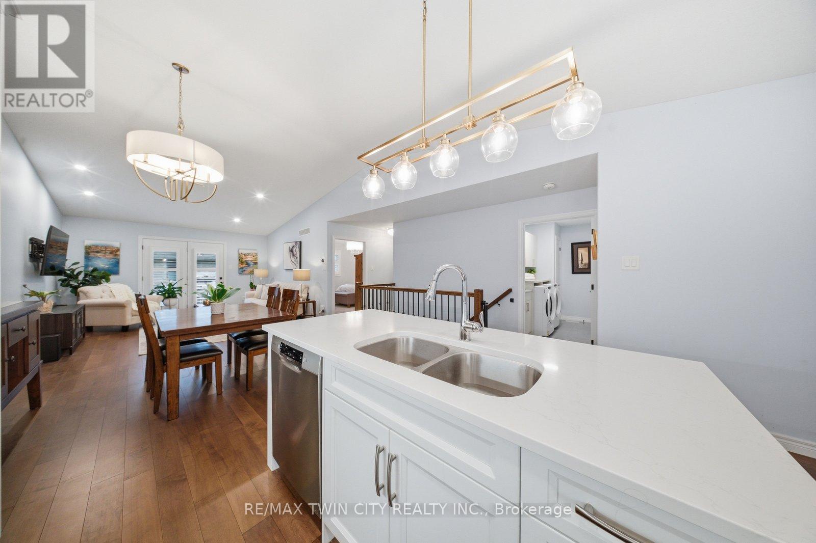 #51 29 SCHUYLER STREET - 18