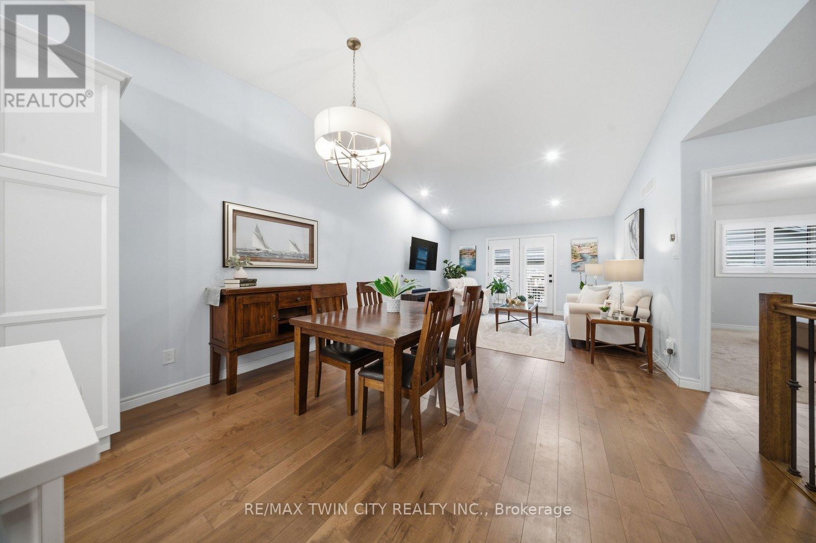 #51 29 SCHUYLER STREET - 20