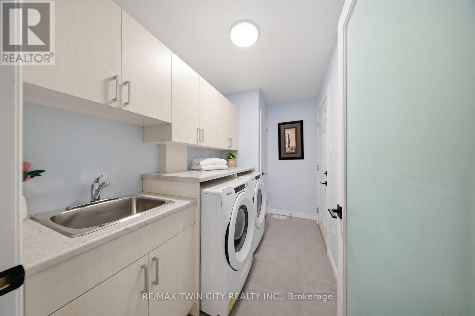 #51 29 SCHUYLER STREET - 27