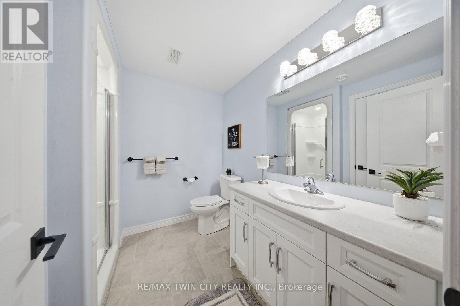 #51 29 SCHUYLER STREET - 35
