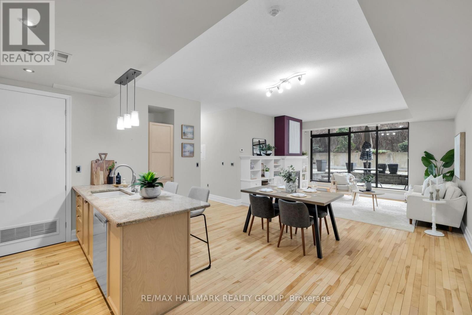 #203 260 BESSERER STREET - 7