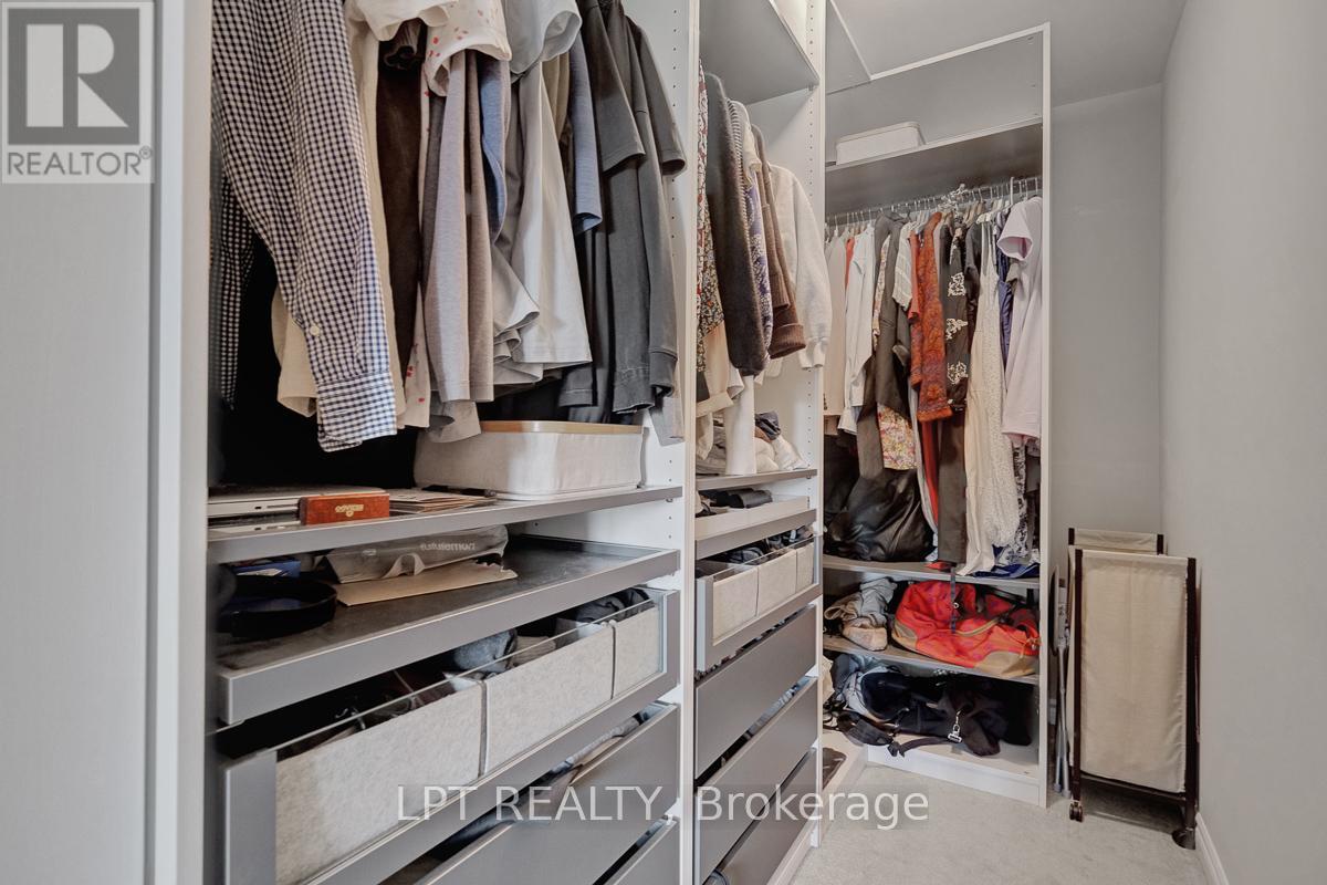 815 KINIW PRIVATE - 34