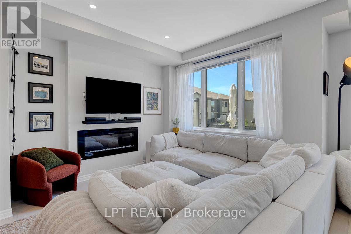 815 KINIW PRIVATE - 9