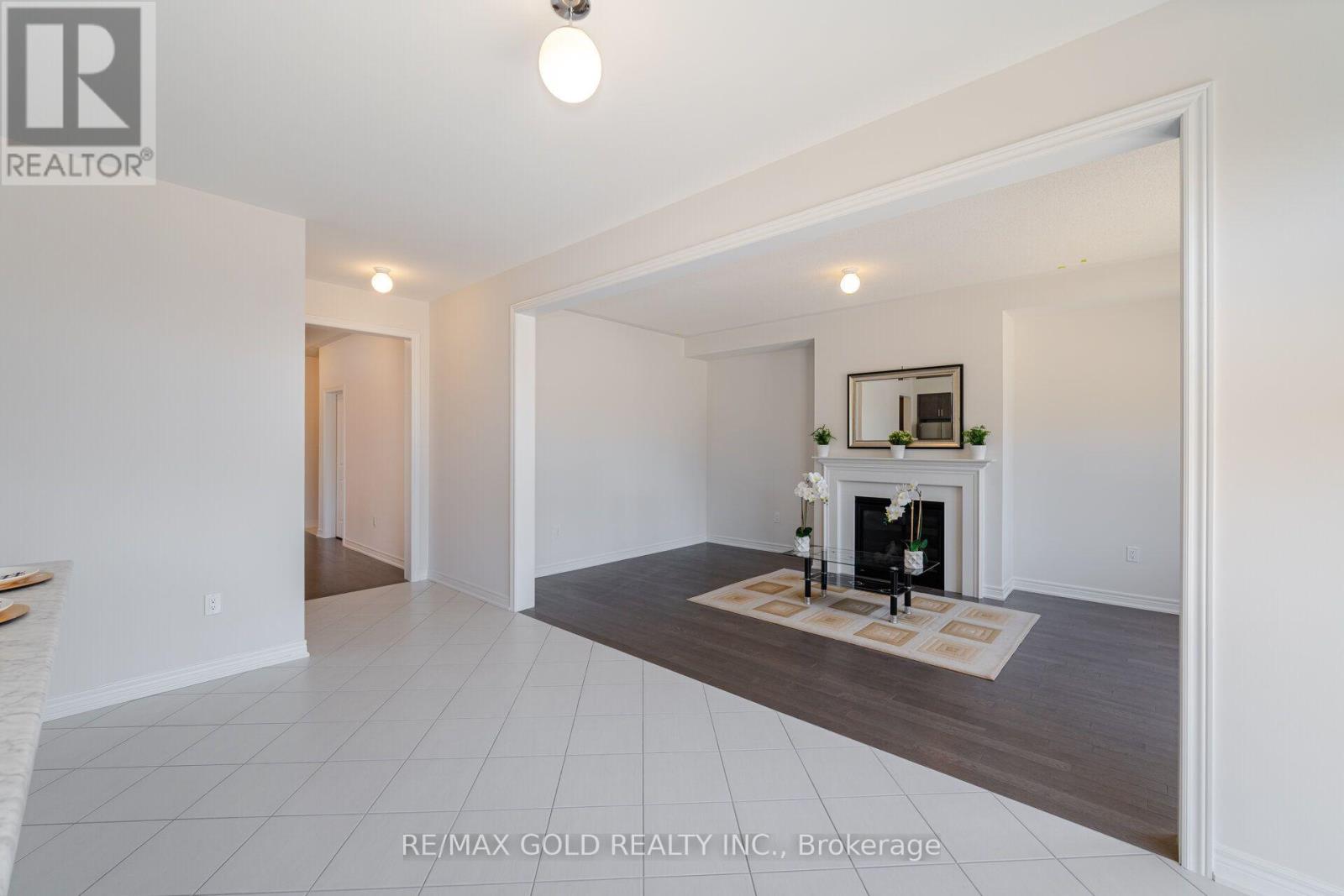 210 CHIPPEWA AVENUE - Image 20