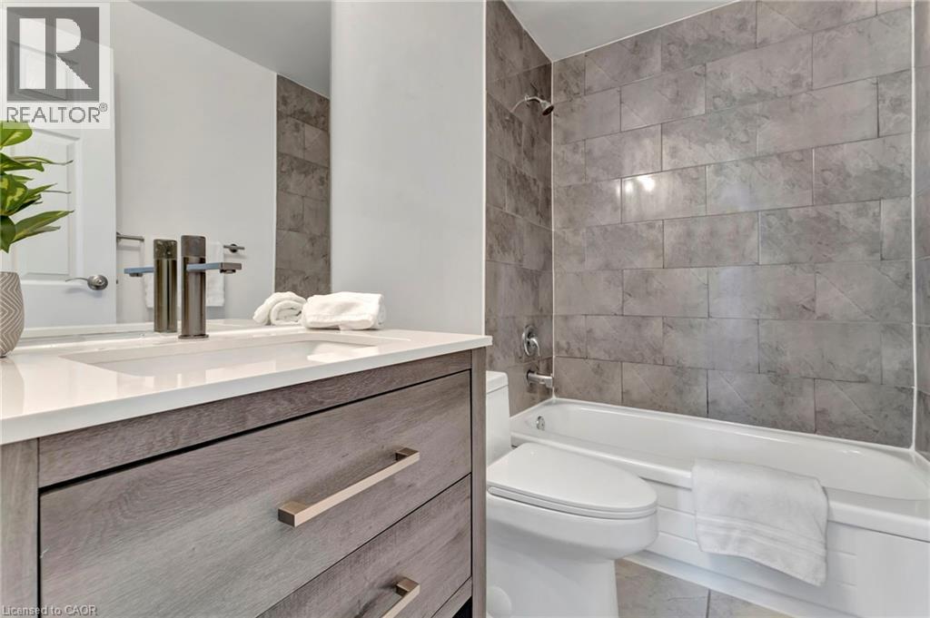#409 90 COLBORNE Street - 15