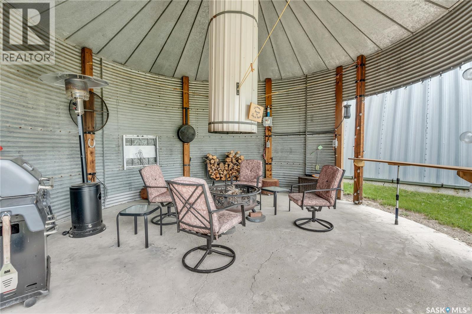 Purves Acreage - 55