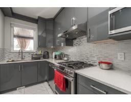 9021 Ben Nevis Crescent, Surrey, BC V3V6K6 Photo 13
