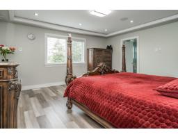 9021 Ben Nevis Crescent, Surrey, BC V3V6K6 Photo 32