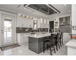 9021 Ben Nevis Crescent, Surrey, BC V3V6K6 Photo 8