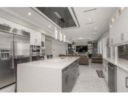 9021 Ben Nevis Crescent, Surrey, BC V3V6K6 Photo 12