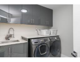9021 Ben Nevis Crescent, Surrey, BC V3V6K6 Photo 22