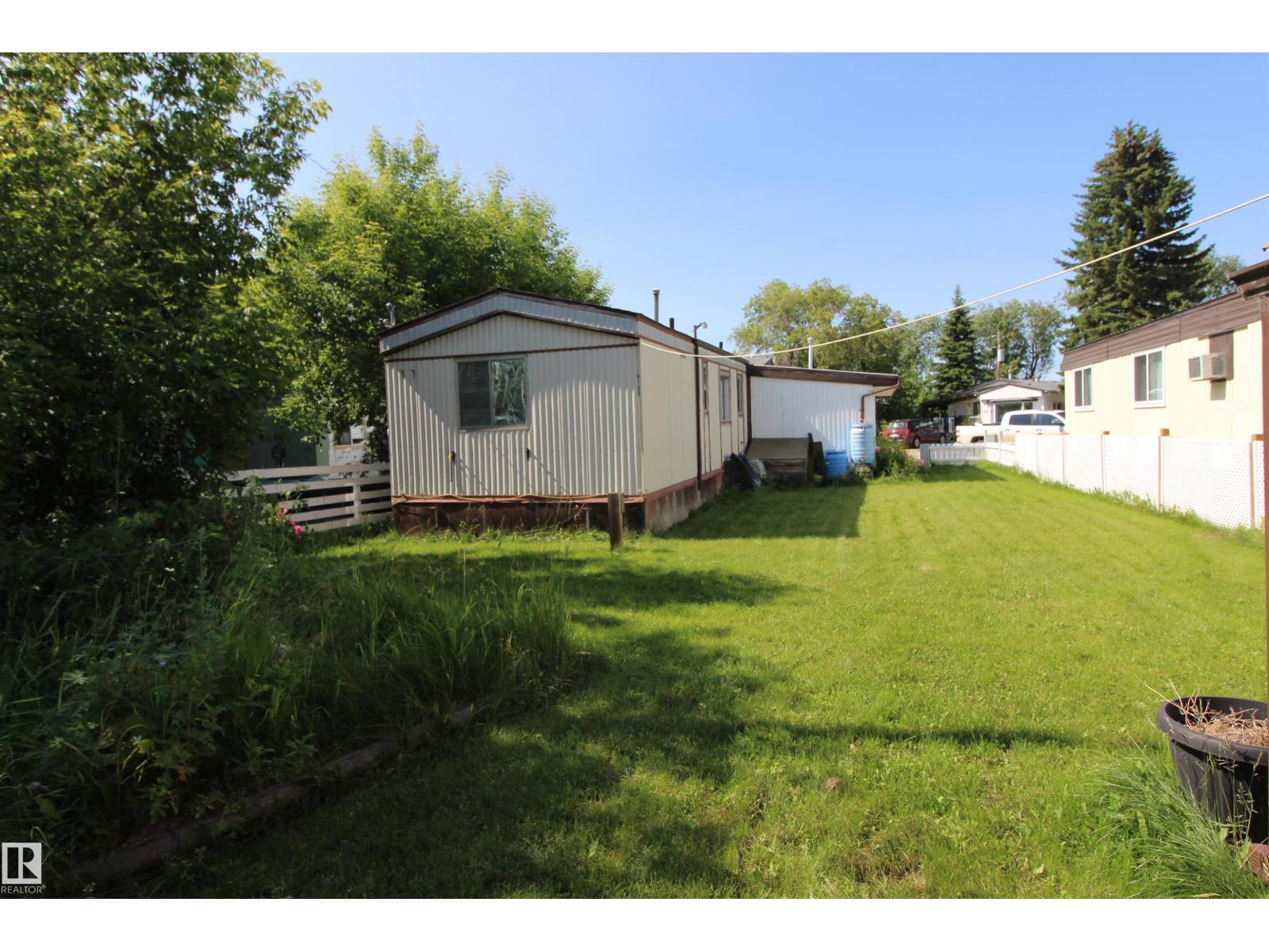 #10 9501 104 Ave - 10