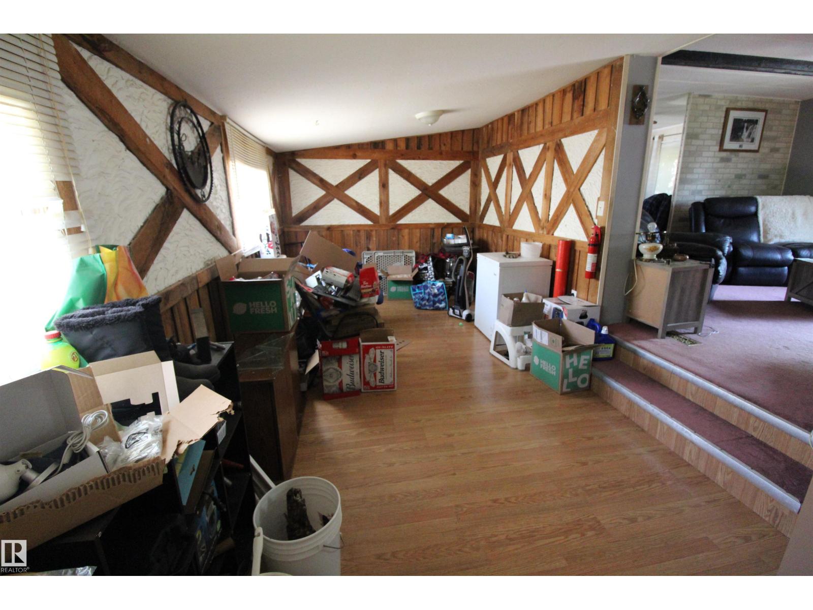 #10 9501 104 Ave - 12