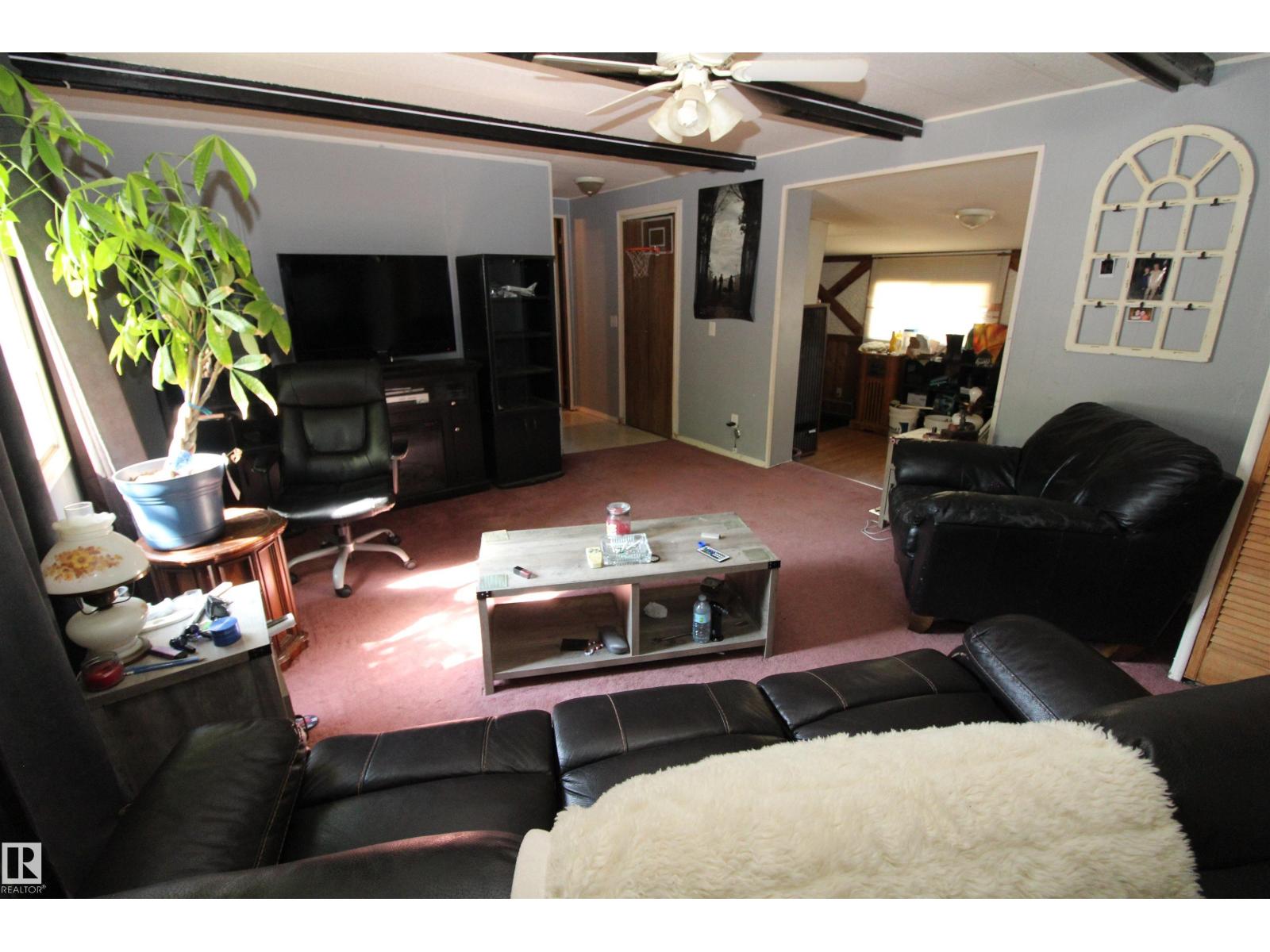 #10 9501 104 Ave - 19