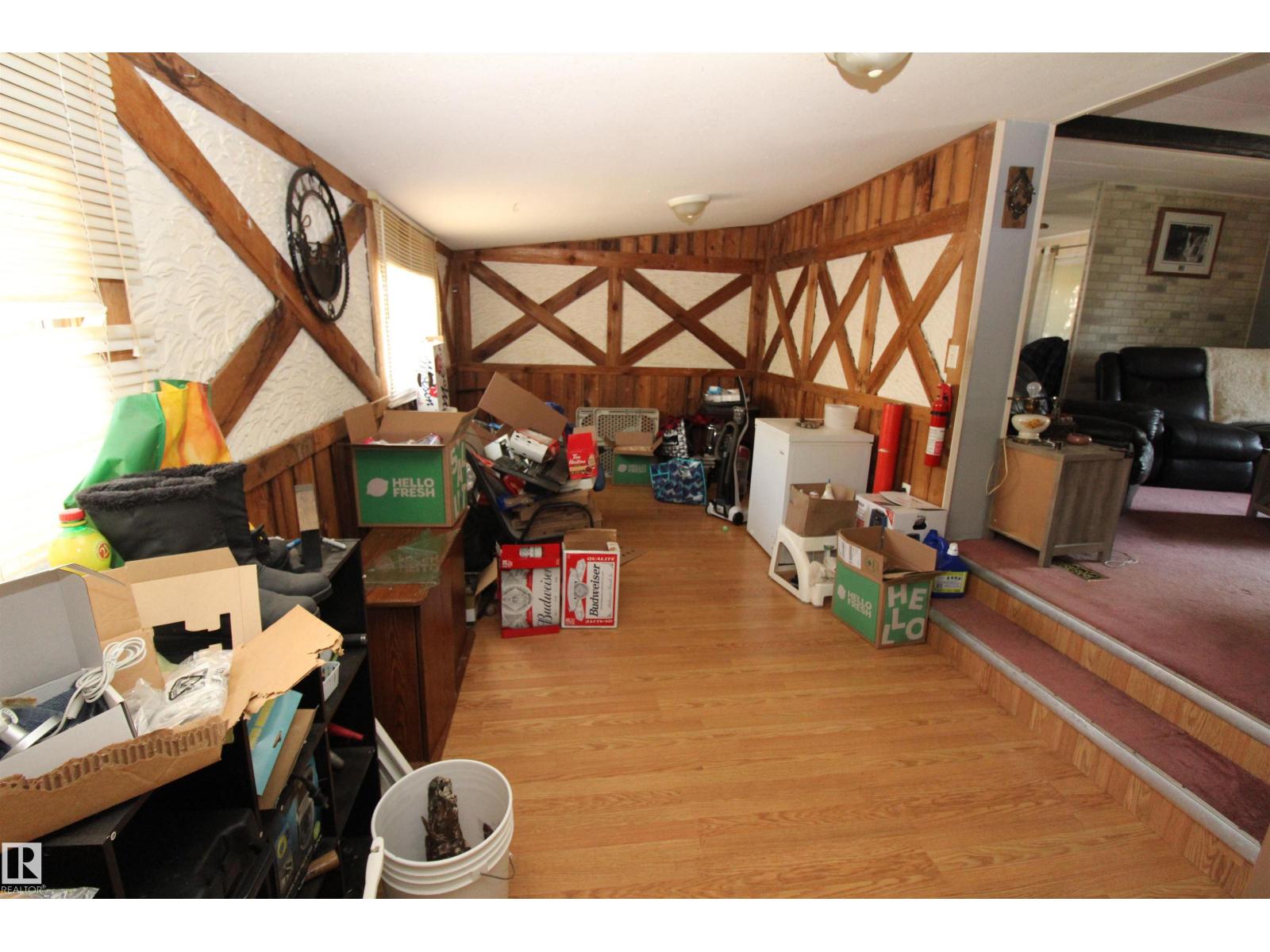 #10 9501 104 Ave - 13