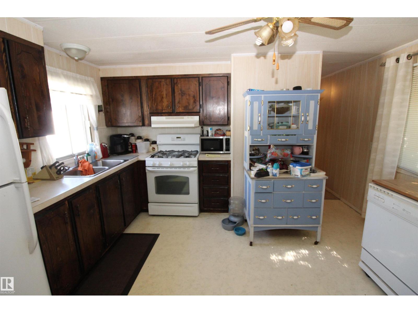 #10 9501 104 Ave - 20
