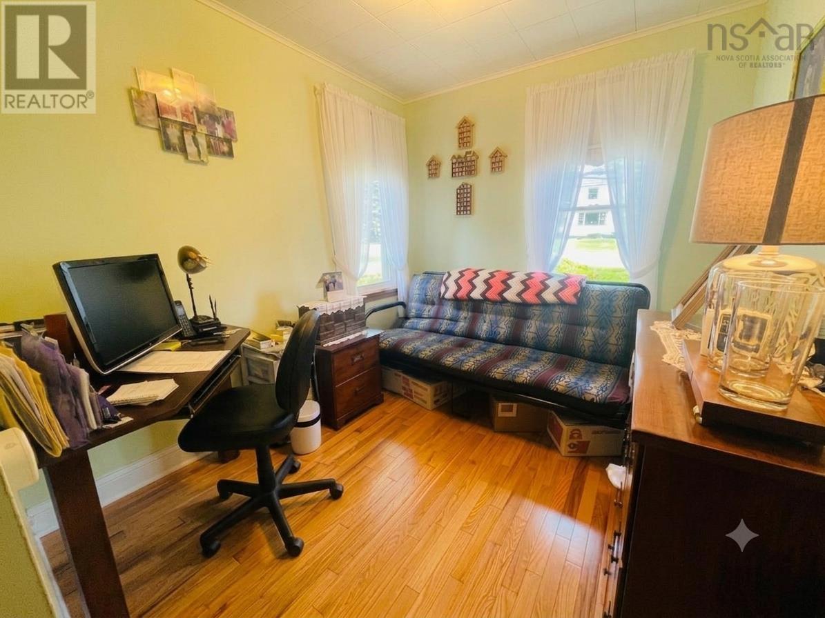 7 Franklyn Street - 25