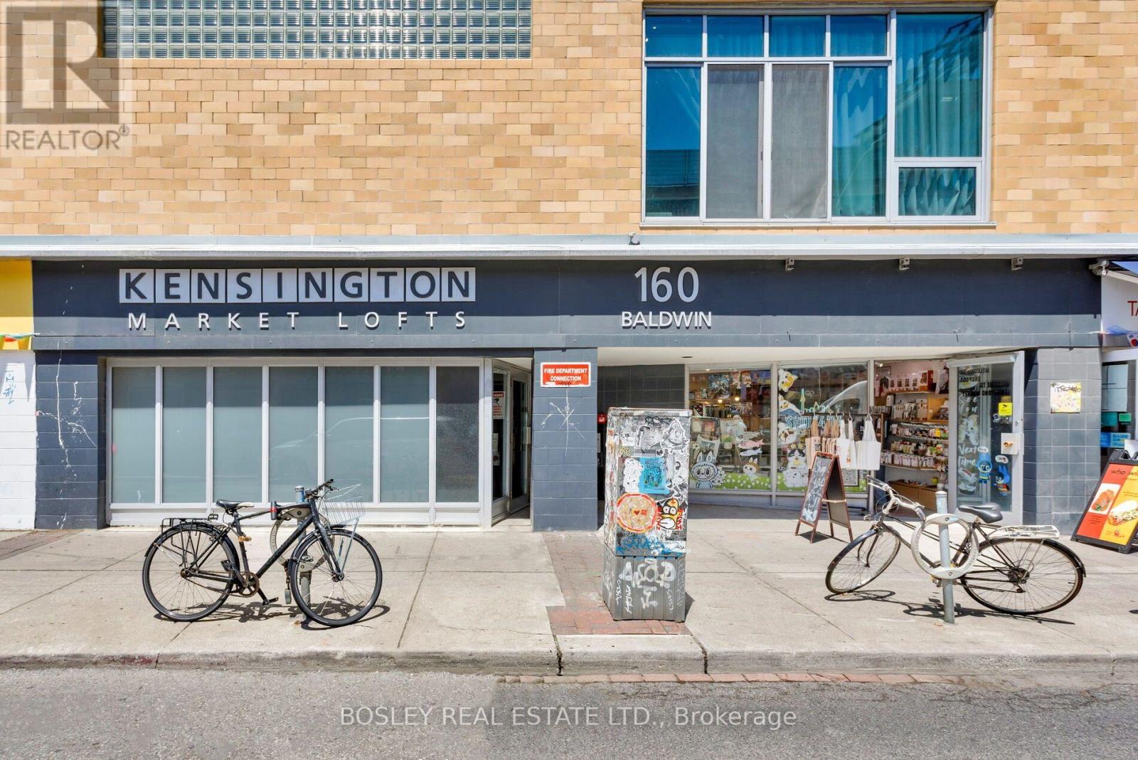 #614 160 BALDWIN STREET - 30