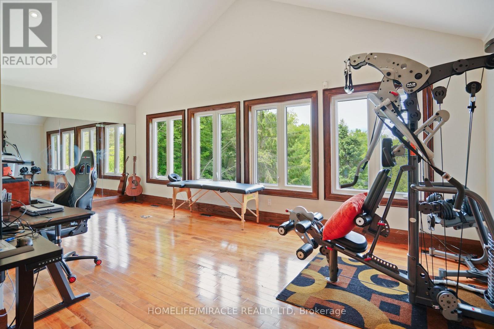 19 TANGLEWOOD DRIVE - 34