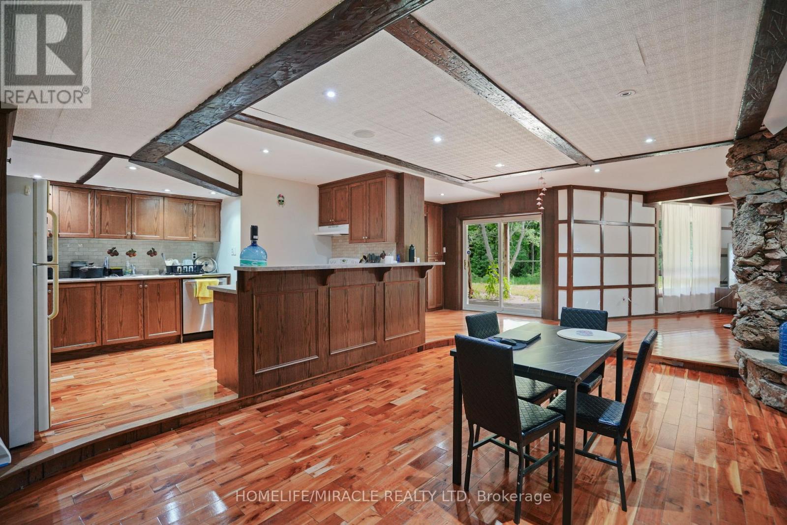 19 TANGLEWOOD DRIVE - 38