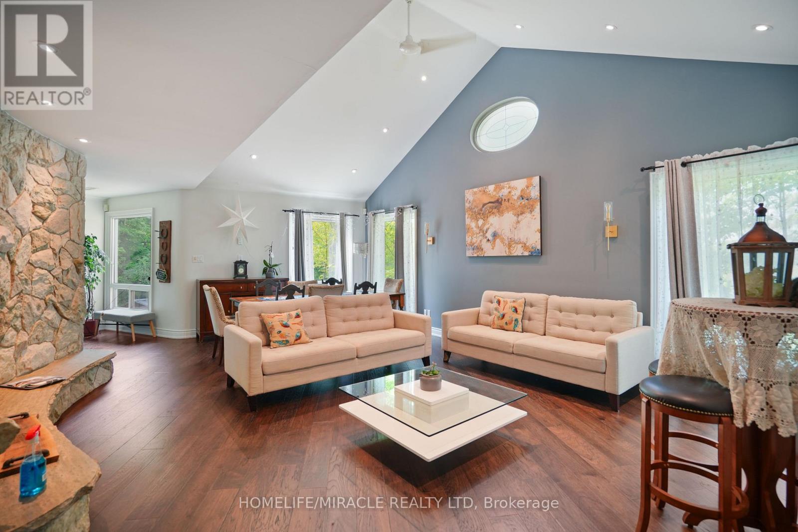 19 TANGLEWOOD DRIVE - 7