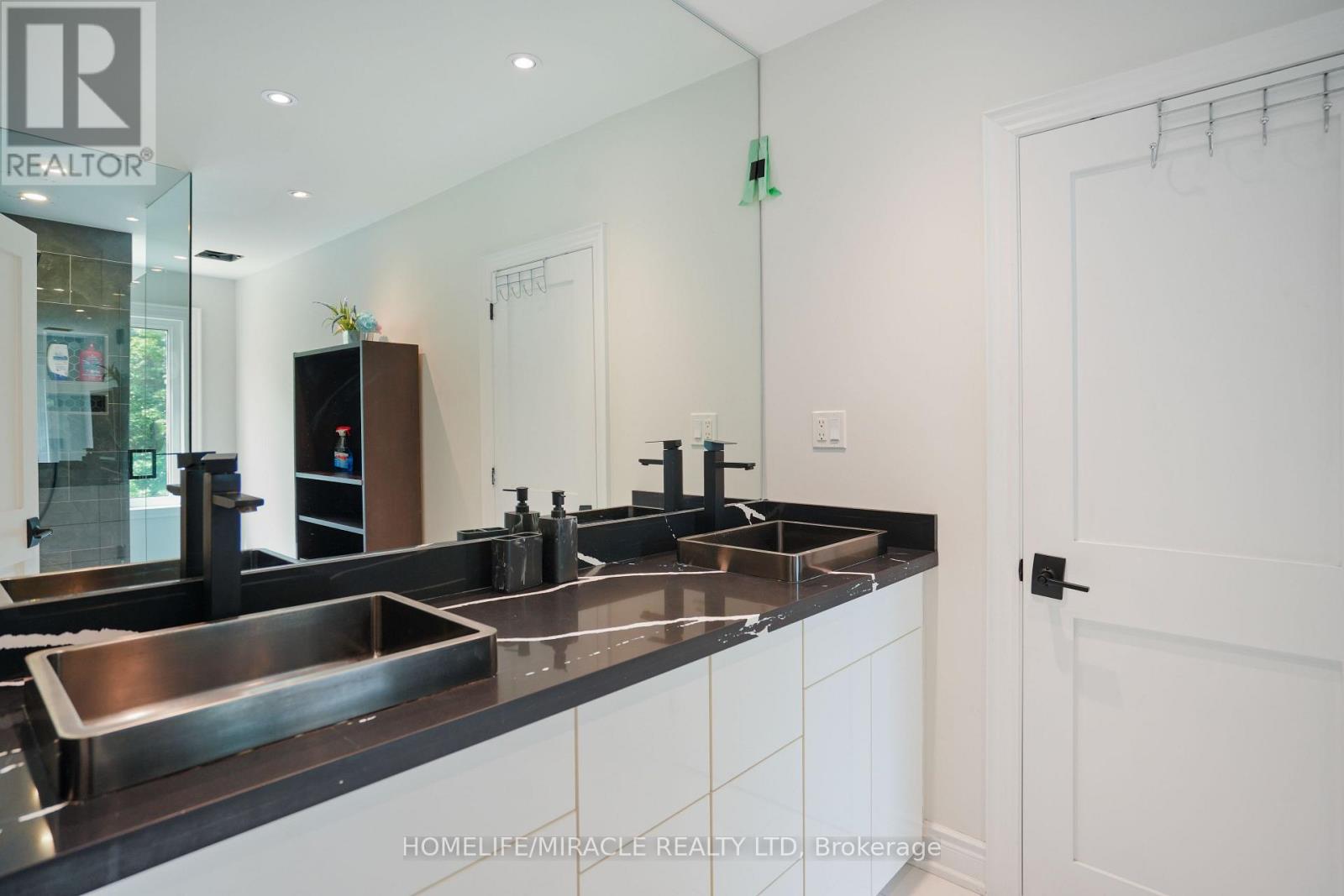 19 TANGLEWOOD DRIVE - 28