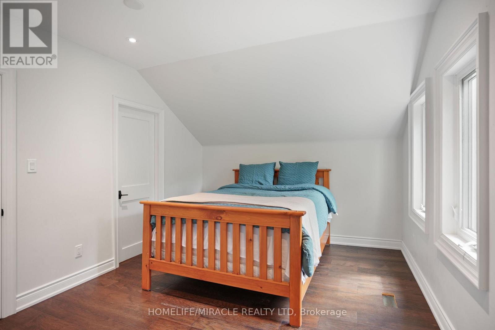 19 TANGLEWOOD DRIVE - 31