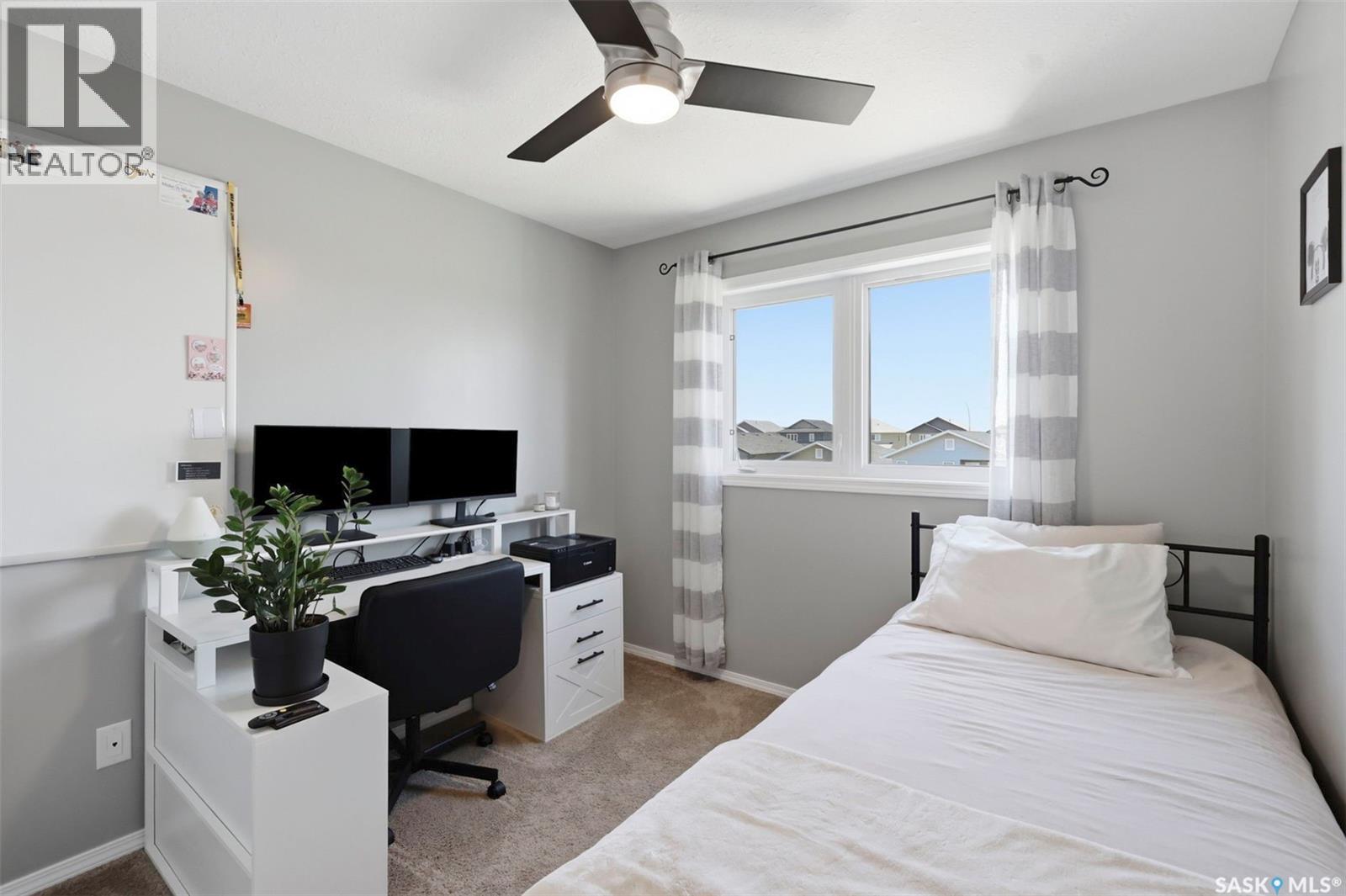 310 Martens AVENUE - 24