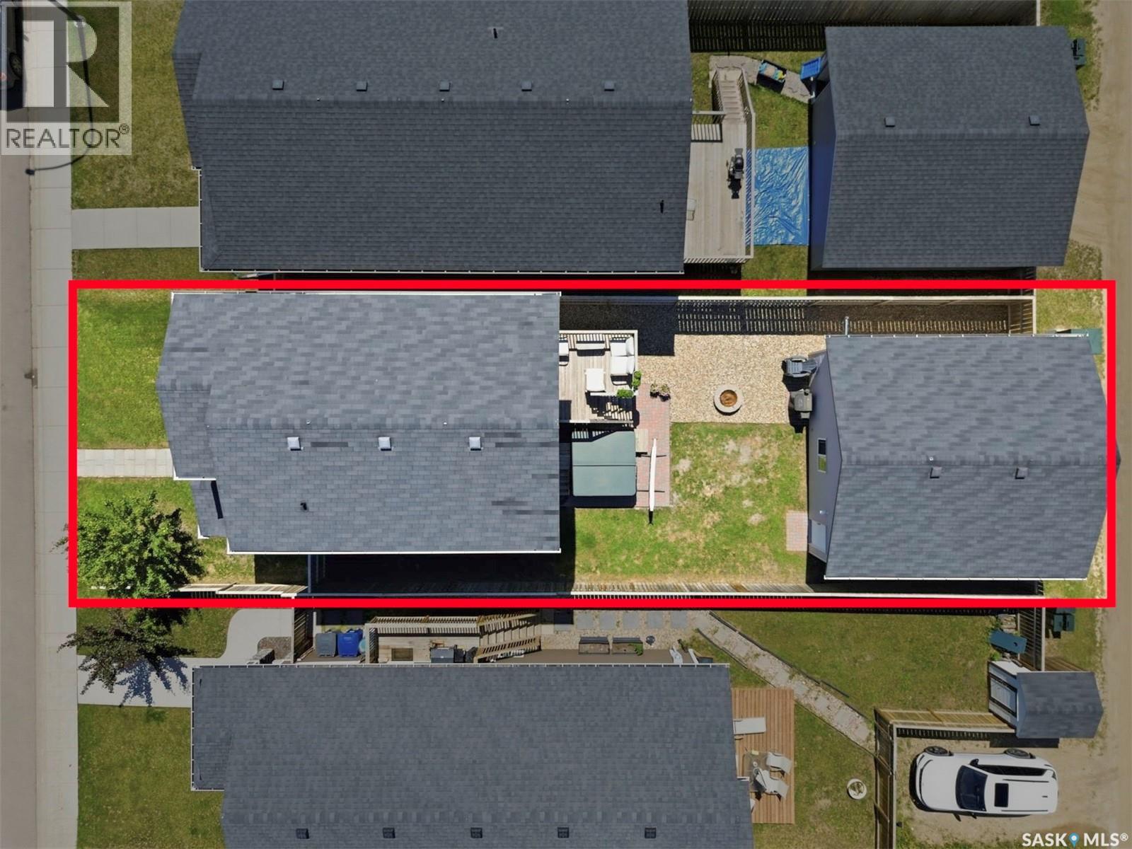 310 Martens AVENUE - 33