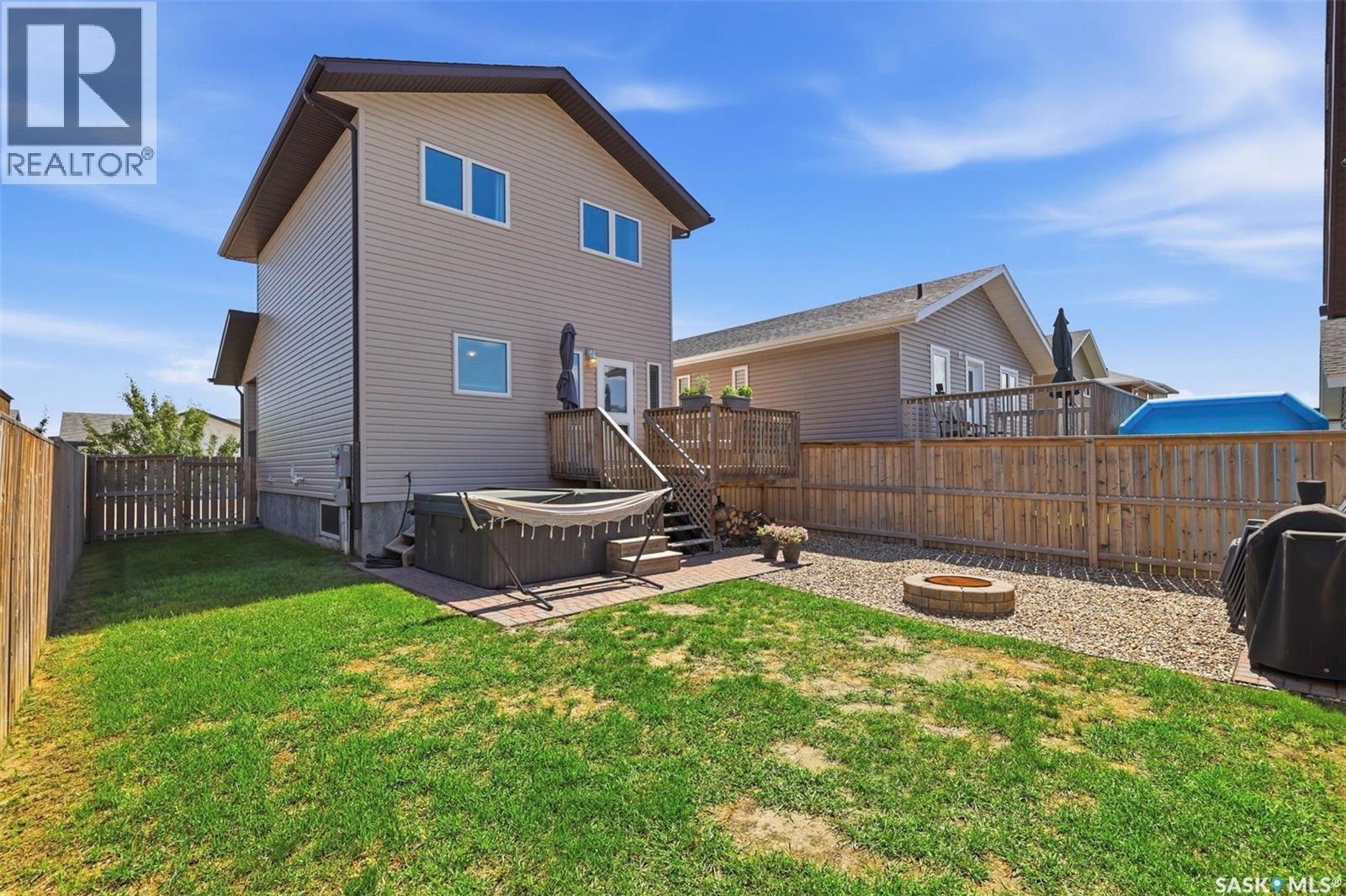 310 Martens AVENUE - 42