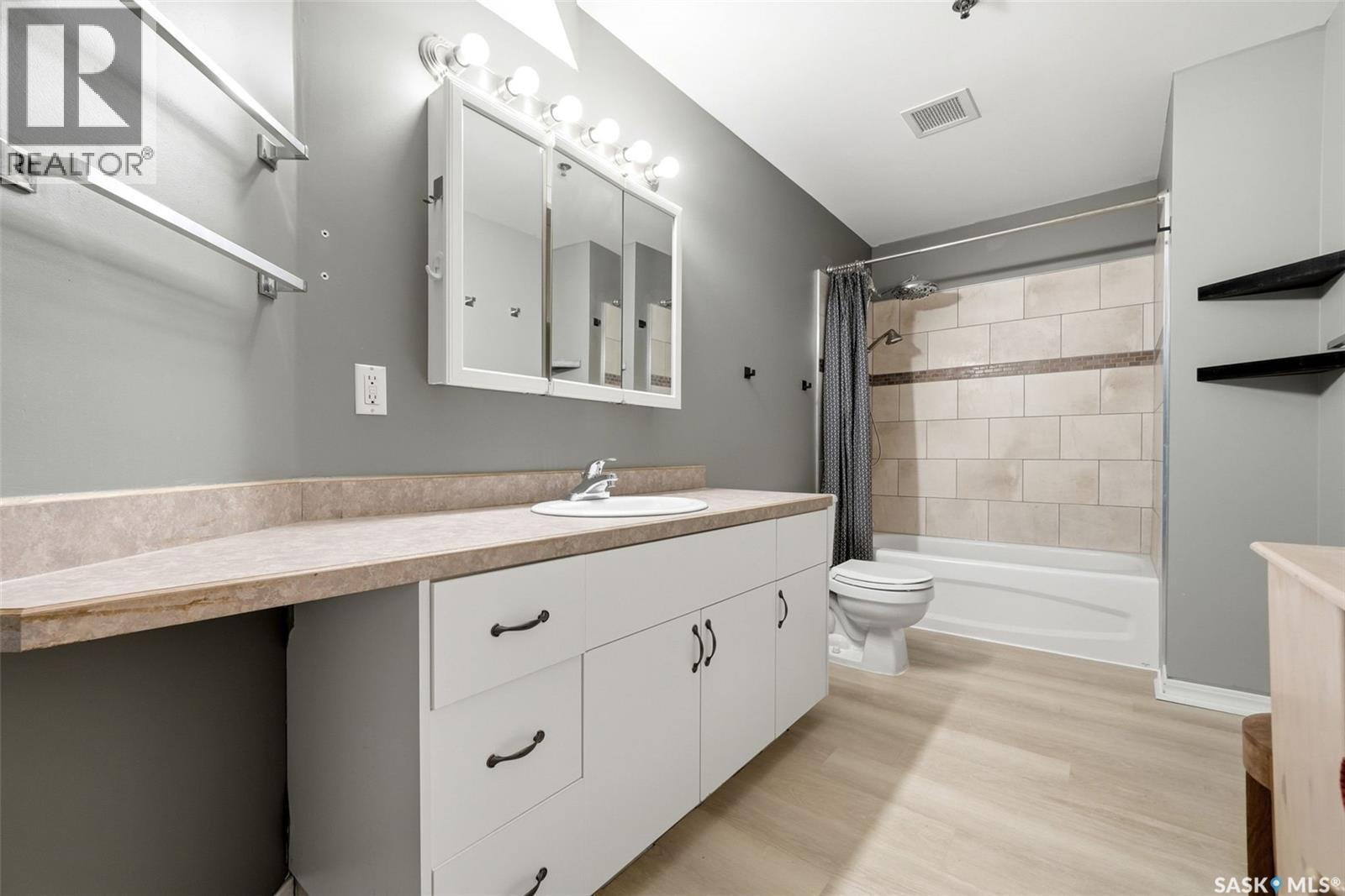 #403 1839 Scarth STREET - Image 17